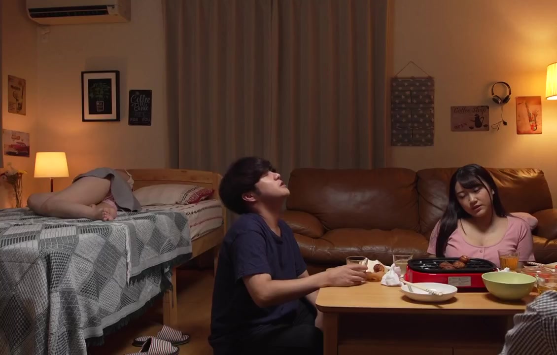 Địt người yêu nhỏ bạn sau khi say sỉn