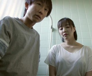 Sex lén lút với vợ chủ trọ