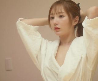 Giấu vợ đi chơi cô gái cực xinh